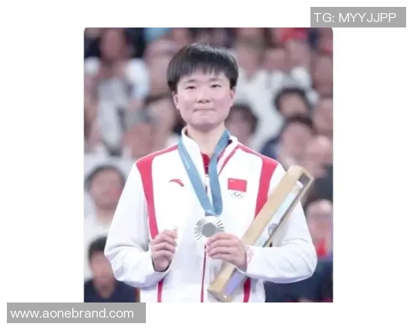 羽毛球的魅力：深入武汉羽毛球队的团队协作与奋斗精神